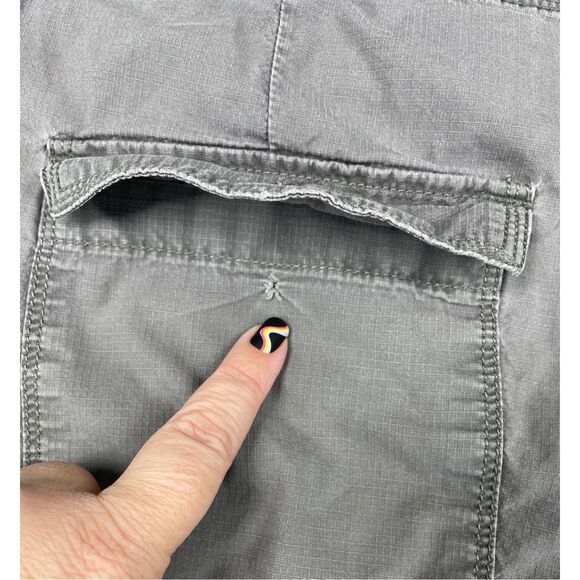 Vans Shorts‎ Mens 32 Gray Casual Outdoor Skater Style Lightweight Summer Y2K - Picture 12 of 13